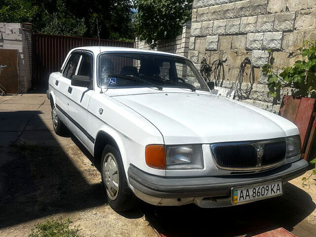 ГАЗ Волга, объемом двигателя 2.4 л и пробегом 98 тыс. км за 1600 $, фото 1 на Automoto.ua
