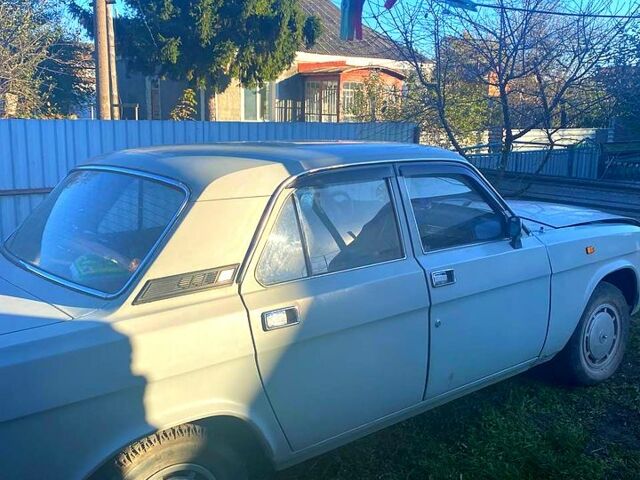 Серый ГАЗ Волга, объемом двигателя 2.5 л и пробегом 150 тыс. км за 1100 $, фото 1 на Automoto.ua