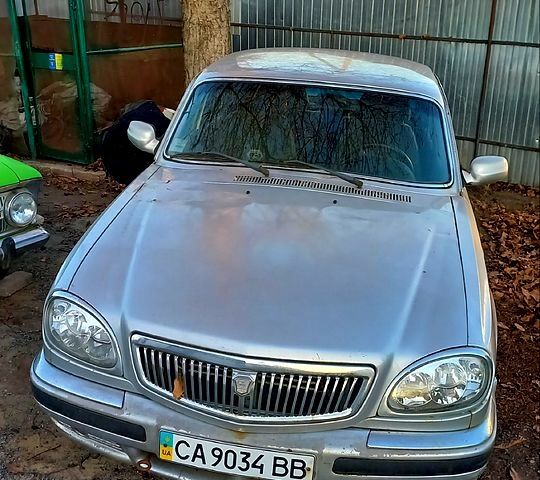 Серый ГАЗ Волга, объемом двигателя 24 л и пробегом 168 тыс. км за 500 $, фото 1 на Automoto.ua