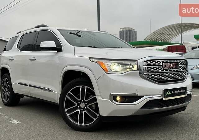ДжіЕмСі Acadia 2016 у Києві на Automoto.ua Білий ДжіЕмСі Acadia, об'ємом двигуна 3.65 л та пробігом 159 тис. км за 20500 $, фото 1 на Automoto.ua