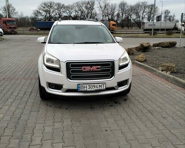 Білий ДжіЕмСі Acadia, об'ємом двигуна 3.56 л та пробігом 125 тис. км за 22000 $, фото 1 на Automoto.ua