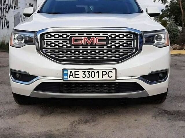 Білий ДжіЕмСі Acadia, об'ємом двигуна 3.6 л та пробігом 88 тис. км за 22500 $, фото 1 на Automoto.ua