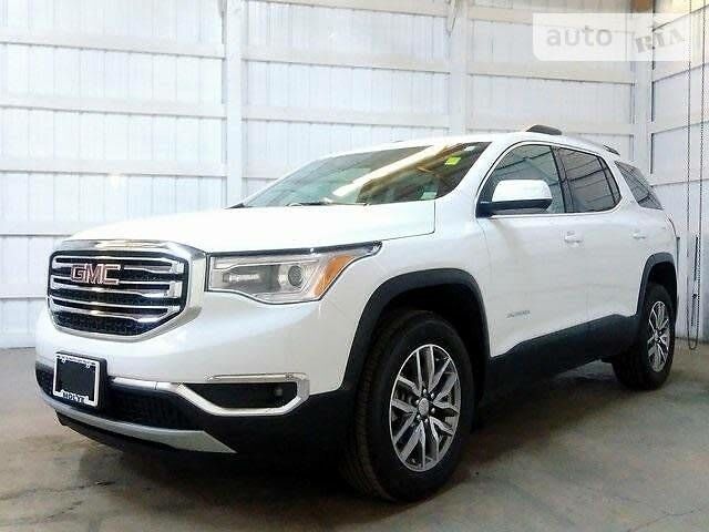 Білий ДжіЕмСі Acadia, об'ємом двигуна 2.5 л та пробігом 43 тис. км за 30000 $, фото 1 на Automoto.ua