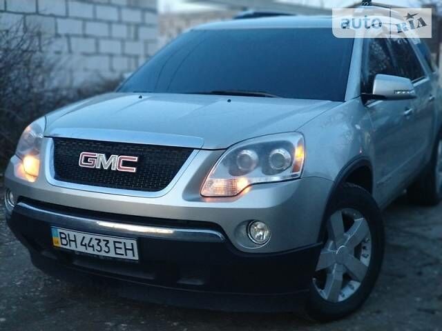 ДжіЕмСі Acadia, об'ємом двигуна 3.6 л та пробігом 110 тис. км за 17000 $, фото 1 на Automoto.ua