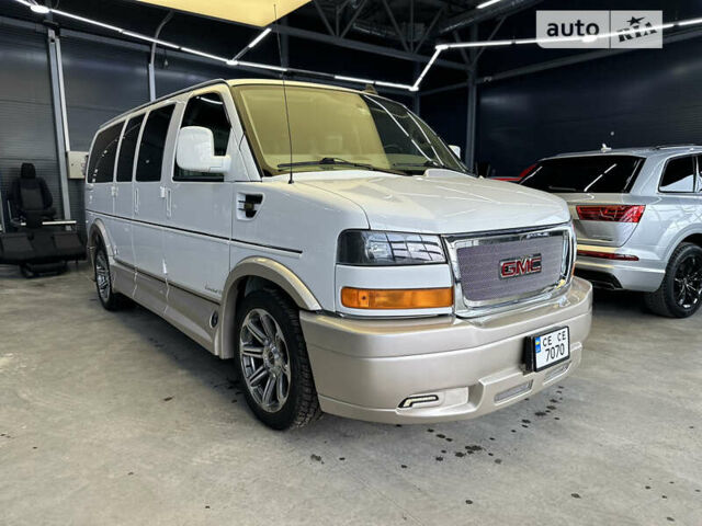 Белый ДжиЭмСи Савана, объемом двигателя 5.97 л и пробегом 35 тыс. км за 61000 $, фото 1 на Automoto.ua