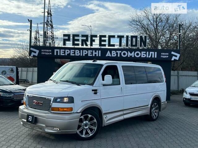 Белый ДжиЭмСи Савана, объемом двигателя 6 л и пробегом 52 тыс. км за 59500 $, фото 1 на Automoto.ua