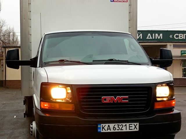 ДжиЭмСи Савана, объемом двигателя 6 л и пробегом 270 тыс. км за 16700 $, фото 1 на Automoto.ua