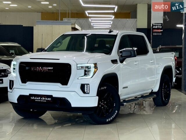 Білий ДжіЕмСі Sierra, об'ємом двигуна 3 л та пробігом 120 тис. км за 46999 $, фото 1 на Automoto.ua