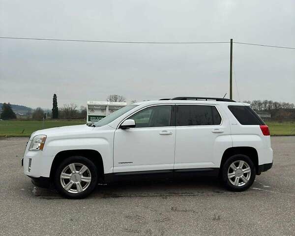 Белый ДжиЭмСи Террейн, объемом двигателя 2.38 л и пробегом 208 тыс. км за 12148 $, фото 1 на Automoto.ua