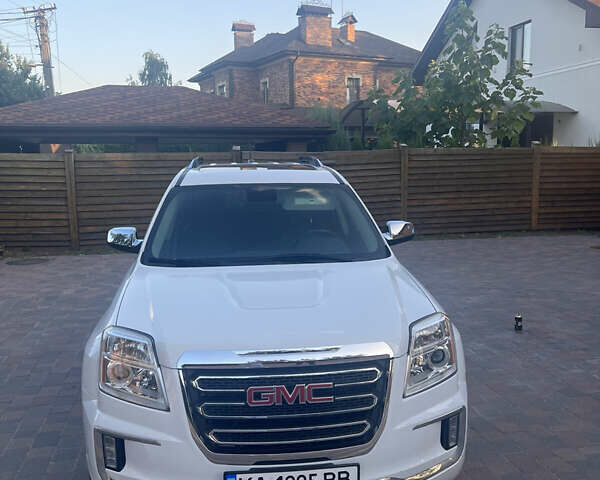 Белый ДжиЭмСи Террейн, объемом двигателя 2.38 л и пробегом 89 тыс. км за 14000 $, фото 1 на Automoto.ua