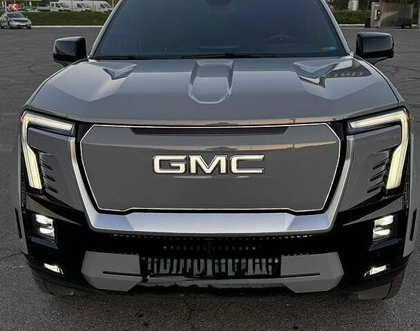 Сірий ДжіЕмСі Sierra EV, об'ємом двигуна 0 л та пробігом 59 тис. км за 67900 $, фото 1 на Automoto.ua