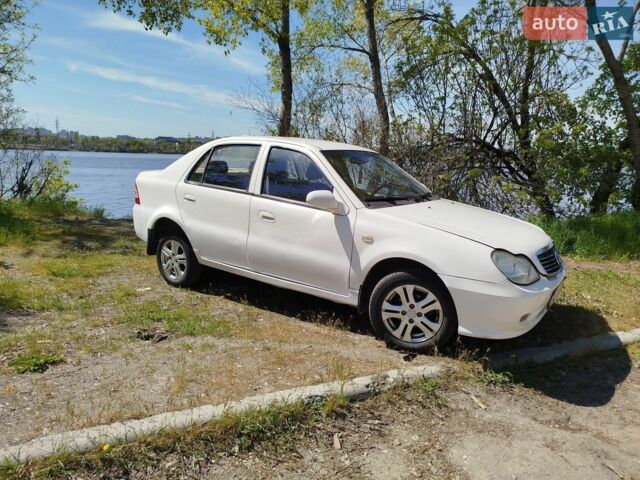 Білий Джилі ЦК-2, об'ємом двигуна 1.5 л та пробігом 179 тис. км за 1299 $, фото 1 на Automoto.ua
