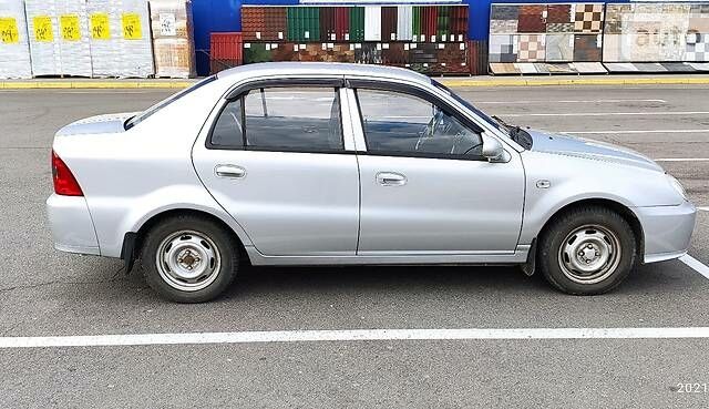 Серый Джили ЦК-2, объемом двигателя 1.5 л и пробегом 60 тыс. км за 2799 $, фото 1 на Automoto.ua