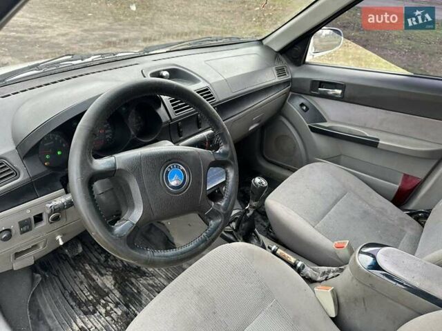 Белый Джили ЦК, объемом двигателя 1.5 л и пробегом 59 тыс. км за 1900 $, фото 1 на Automoto.ua