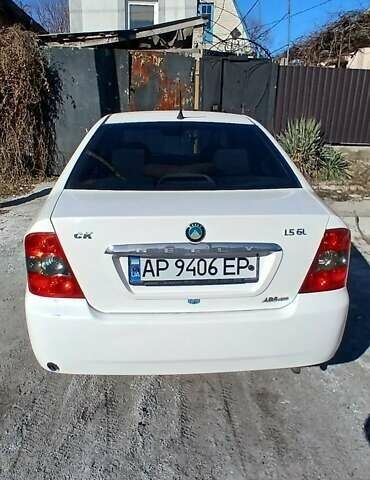 Білий Джилі ЦК, об'ємом двигуна 1.5 л та пробігом 118 тис. км за 2700 $, фото 1 на Automoto.ua