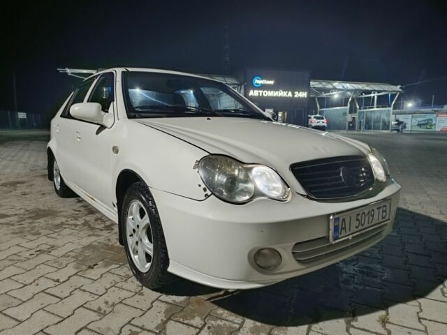 Белый Джили ЦК, объемом двигателя 1.5 л и пробегом 266 тыс. км за 2300 $, фото 1 на Automoto.ua