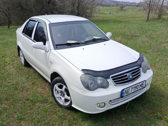 Білий Джилі ЦК, об'ємом двигуна 1.5 л та пробігом 83 тис. км за 2700 $, фото 1 на Automoto.ua