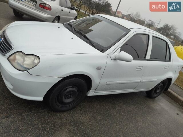 Белый Джили ЦК, объемом двигателя 1.5 л и пробегом 160 тыс. км за 2400 $, фото 1 на Automoto.ua