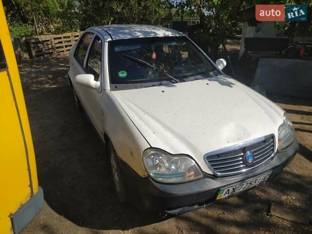 Білий Джилі ЦК, об'ємом двигуна 1.5 л та пробігом 240 тис. км за 1100 $, фото 1 на Automoto.ua