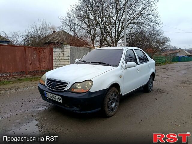 Білий Джилі ЦК, об'ємом двигуна 1.5 л та пробігом 200 тис. км за 750 $, фото 1 на Automoto.ua