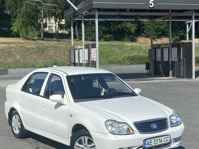 Белый Джили ЦК, объемом двигателя 1.5 л и пробегом 66 тыс. км за 3700 $, фото 1 на Automoto.ua