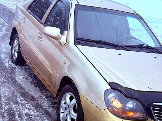 Бежевый Джили ЦК, объемом двигателя 1.5 л и пробегом 750 тыс. км за 2110 $, фото 1 на Automoto.ua