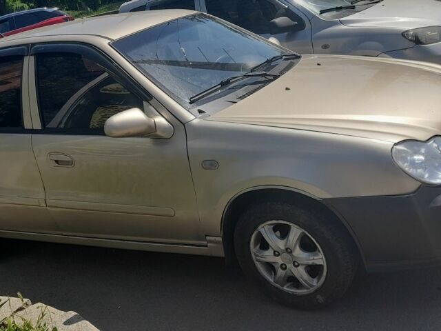 Бежевий Джилі ЦК, об'ємом двигуна 1.5 л та пробігом 230 тис. км за 1425 $, фото 1 на Automoto.ua