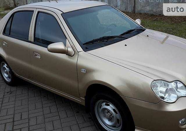 Бежевый Джили ЦК, объемом двигателя 1.5 л и пробегом 80 тыс. км за 2900 $, фото 1 на Automoto.ua