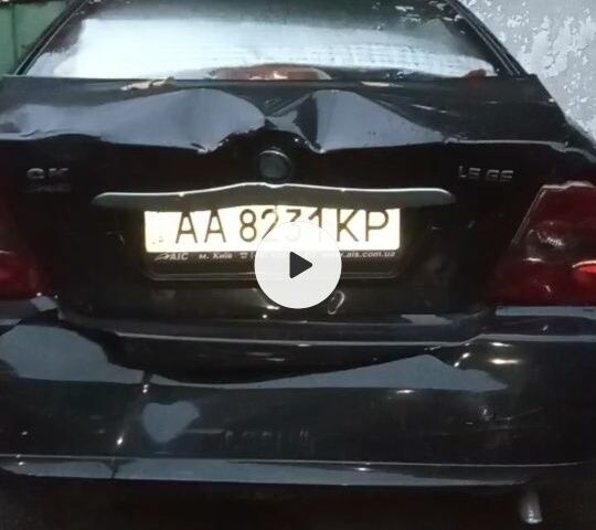 Чорний Джилі ЦК, об'ємом двигуна 1.5 л та пробігом 172 тис. км за 946 $, фото 1 на Automoto.ua