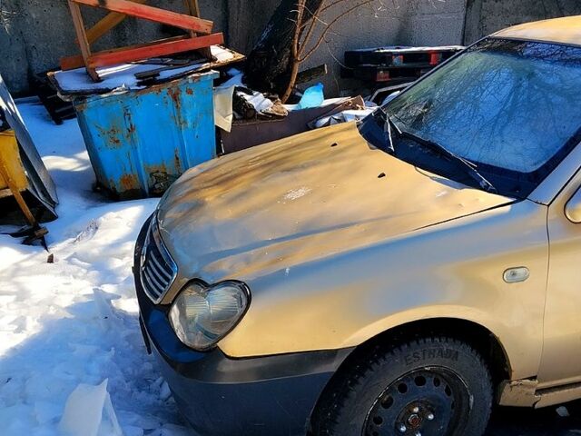 Желтый Джили ЦК, объемом двигателя 1.5 л и пробегом 800 тыс. км за 1200 $, фото 1 на Automoto.ua