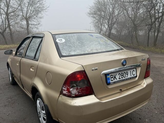 Жовтий Джилі ЦК, об'ємом двигуна 1.5 л та пробігом 220 тис. км за 1100 $, фото 1 на Automoto.ua