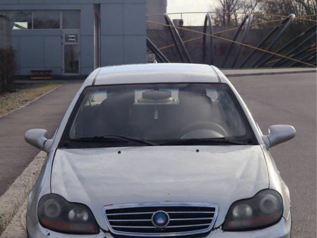 Серый Джили ЦК, объемом двигателя 1.5 л и пробегом 250 тыс. км за 1200 $, фото 1 на Automoto.ua