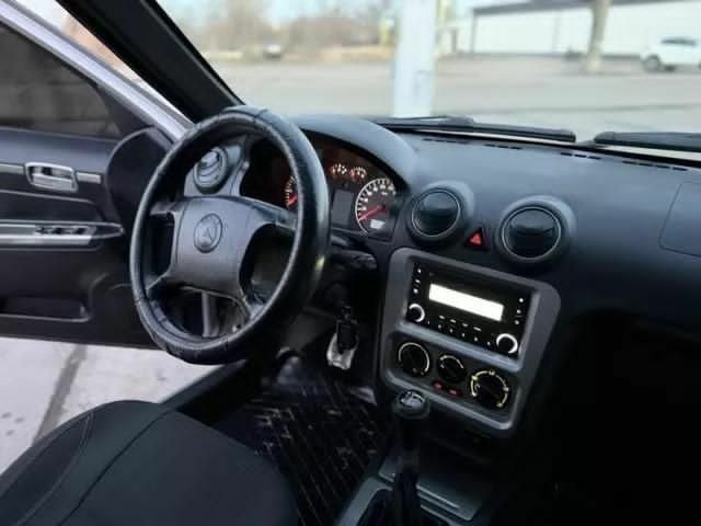 Серый Джили ЦК, объемом двигателя 1.5 л и пробегом 190 тыс. км за 3300 $, фото 1 на Automoto.ua