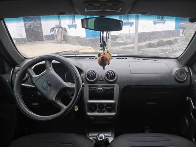 Сірий Джилі ЦК, об'ємом двигуна 1.5 л та пробігом 270 тис. км за 1600 $, фото 1 на Automoto.ua