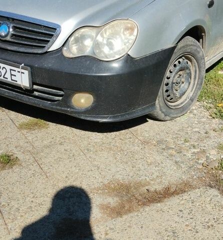 Серый Джили ЦК, объемом двигателя 1.5 л и пробегом 200 тыс. км за 800 $, фото 1 на Automoto.ua