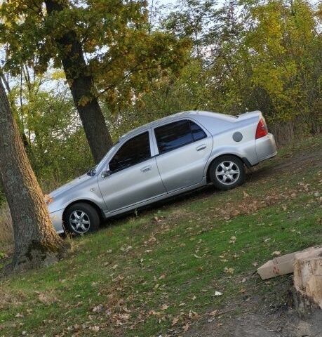Сірий Джилі ЦК, об'ємом двигуна 1.5 л та пробігом 97 тис. км за 1998 $, фото 1 на Automoto.ua