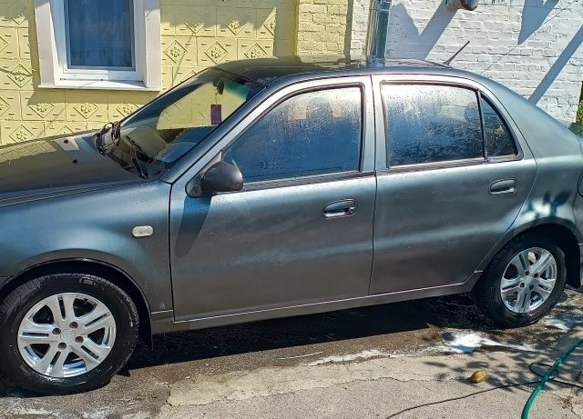 Серый Джили ЦК, объемом двигателя 1.5 л и пробегом 233 тыс. км за 1999 $, фото 1 на Automoto.ua