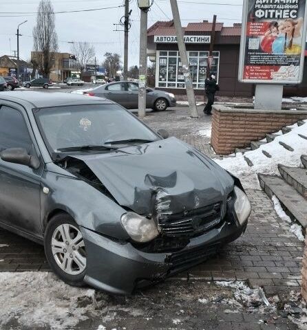 Сірий Джилі ЦК, об'ємом двигуна 1.5 л та пробігом 85 тис. км за 800 $, фото 1 на Automoto.ua