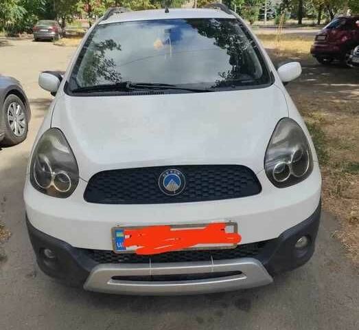 Белый Джили Другая, объемом двигателя 1.2 л и пробегом 101 тыс. км за 2395 $, фото 1 на Automoto.ua