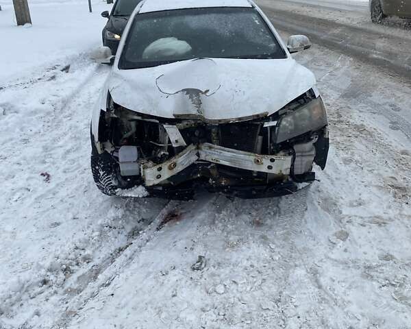 Белый Джили Эмгранд 7 (EC7), объемом двигателя 1.5 л и пробегом 300 тыс. км за 1000 $, фото 1 на Automoto.ua