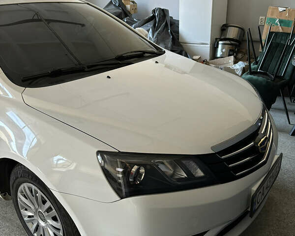 Белый Джили Эмгранд 7 (EC7), объемом двигателя 1.5 л и пробегом 96 тыс. км за 4100 $, фото 1 на Automoto.ua