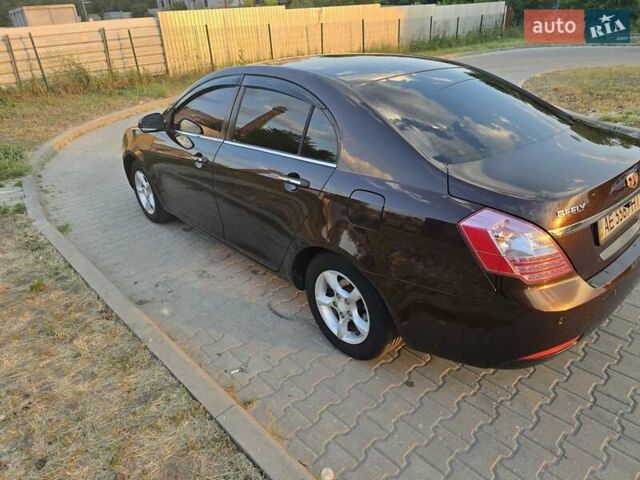 Красный Джили Эмгранд 7 (EC7), объемом двигателя 1.79 л и пробегом 143 тыс. км за 4500 $, фото 1 на Automoto.ua