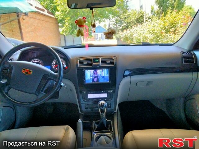 Серый Джили Emgrand 8 (EC8), объемом двигателя 2 л и пробегом 20 тыс. км за 10000 $, фото 1 на Automoto.ua