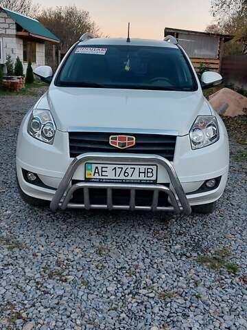 Белый Джили Эмгранд Х7, объемом двигателя 2 л и пробегом 78 тыс. км за 6150 $, фото 1 на Automoto.ua