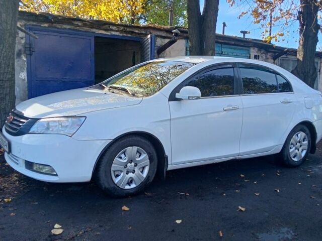 Білий Джилі Емгранд, об'ємом двигуна 1.8 л та пробігом 230 тис. км за 3000 $, фото 1 на Automoto.ua