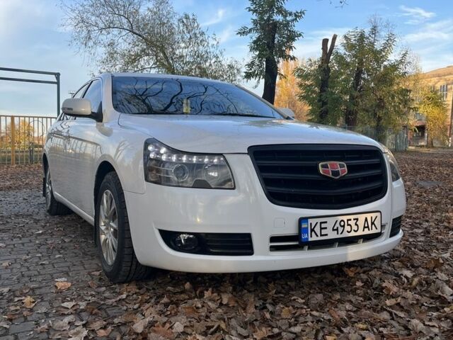 Белый Джили Эмгранд, объемом двигателя 2 л и пробегом 131 тыс. км за 5150 $, фото 1 на Automoto.ua