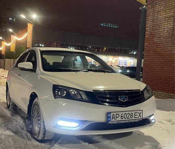 Білий Джилі Емгранд, об'ємом двигуна 1.5 л та пробігом 180 тис. км за 6500 $, фото 1 на Automoto.ua