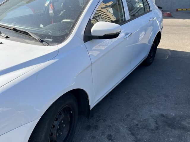 Белый Джили Эмгранд, объемом двигателя 1.5 л и пробегом 110 тыс. км за 5000 $, фото 1 на Automoto.ua