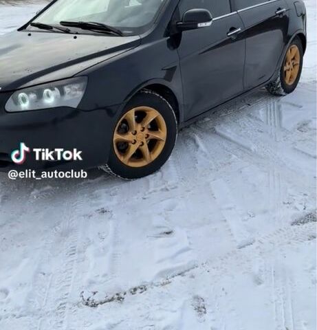 Черный Джили Эмгранд, объемом двигателя 1.8 л и пробегом 250 тыс. км за 3500 $, фото 1 на Automoto.ua