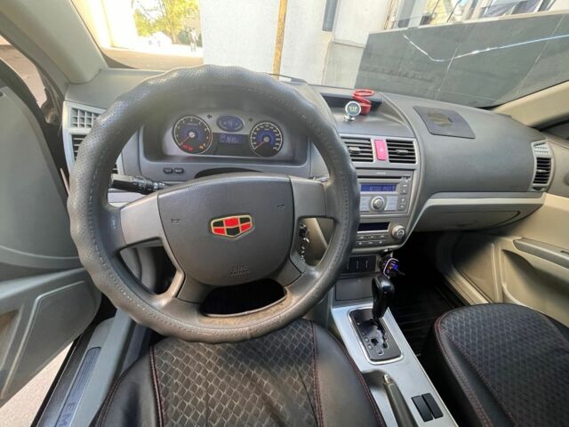 Коричневий Джилі Емгранд, об'ємом двигуна 1.8 л та пробігом 255 тис. км за 2200 $, фото 1 на Automoto.ua